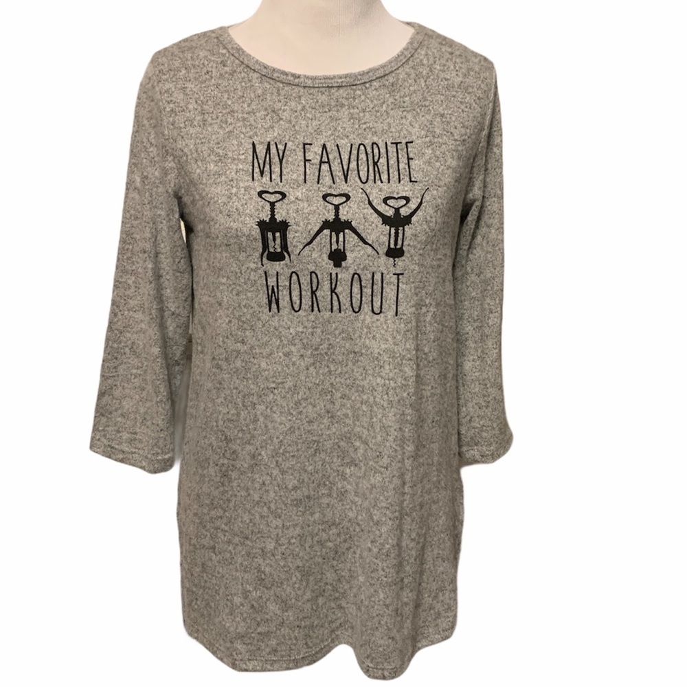 Gray soft tunic sweater, wine workout front
